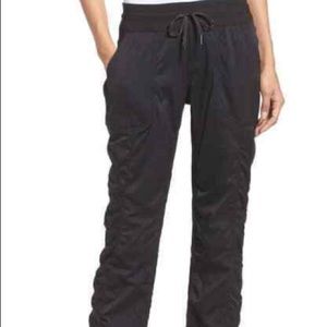 North Face Aphrodite 2.0 pants